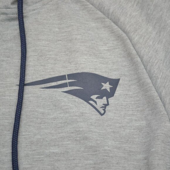 NFL New England Patriots Men's Full Zip Hooded Sweater BNWT SMALL - Picture 3 of 6